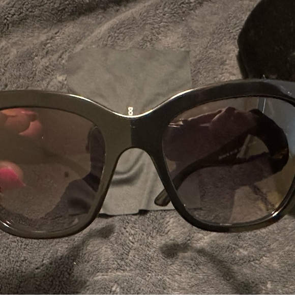 Dolce&Gabbana sunglases - Picture 8 of 10